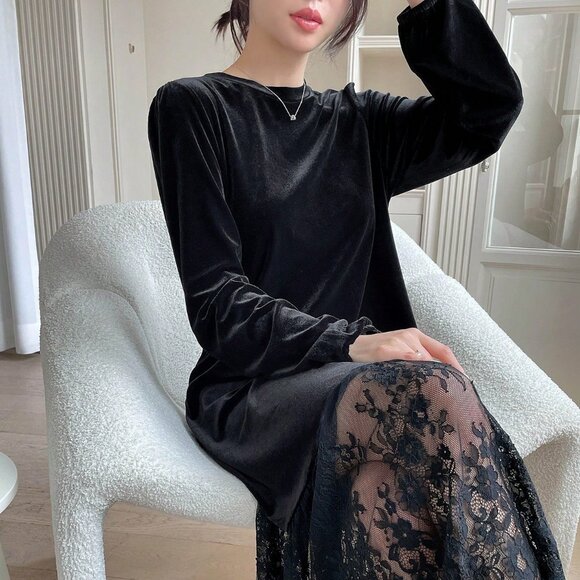 Black Elegant Women's Contrast Lace Hem Velvet Dress - Picture 4 of 7